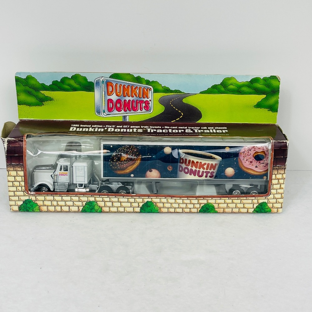 Dunkin' Donuts Tractor & Trailer 1995 Limited Edition Die-Cast O Gauge White